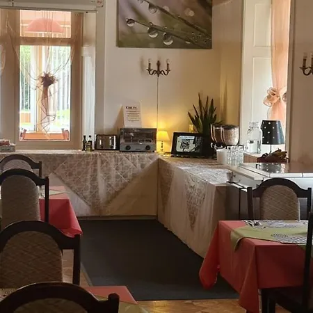 Hostel Gemmi-lodge *
