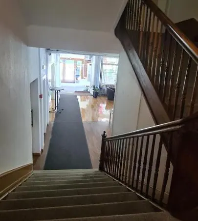 Gemmi-lodge Hostel *