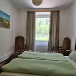 Gemmi-lodge Hostel
