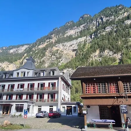 Hostel Gemmi-lodge Kandersteg