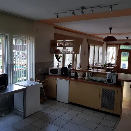 Gemmi-lodge Hostel *