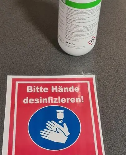 Gemmi-lodge Hostel *